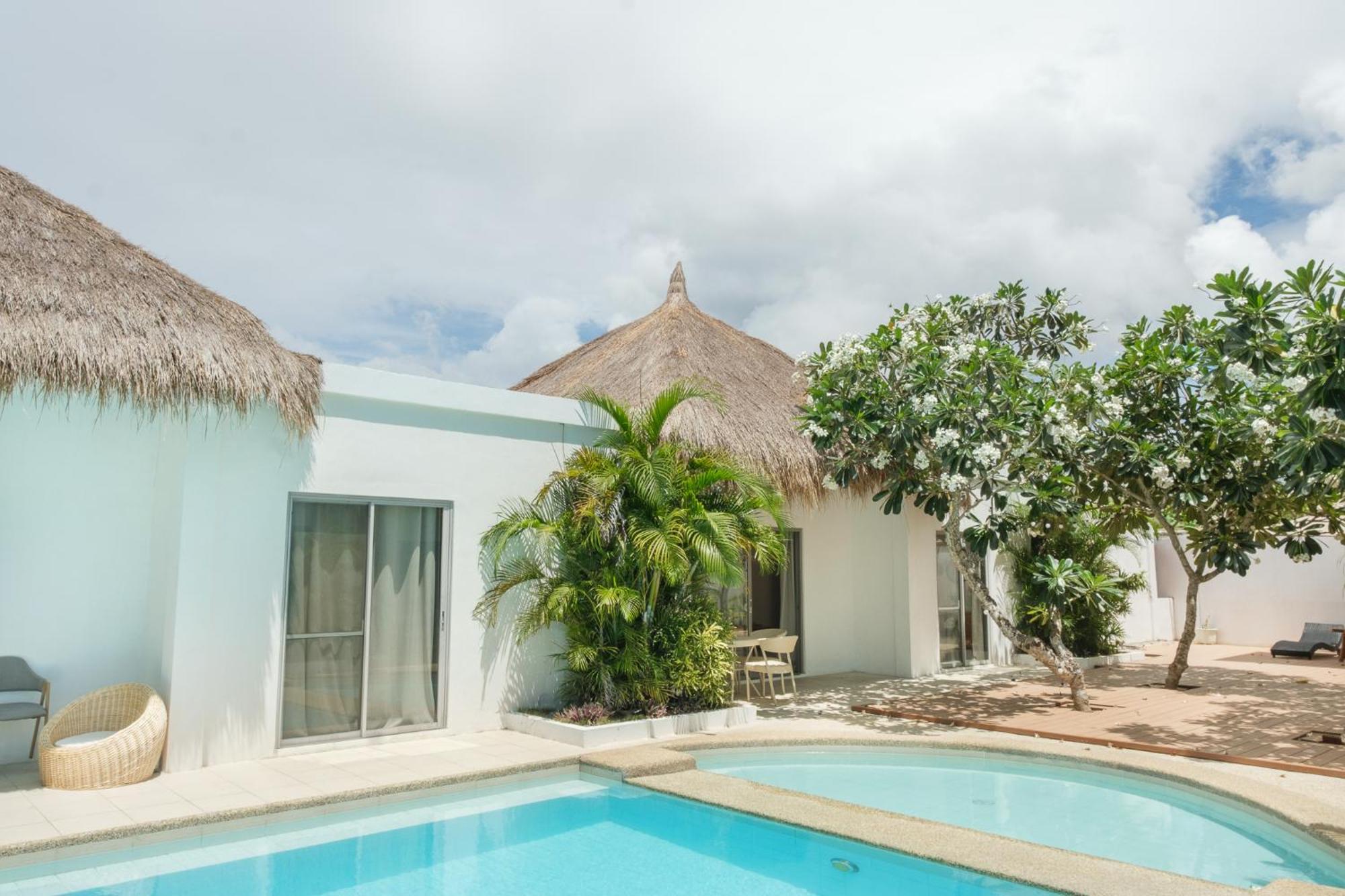 Seapearl Of Alona Hotell Panglao Exteriör bild