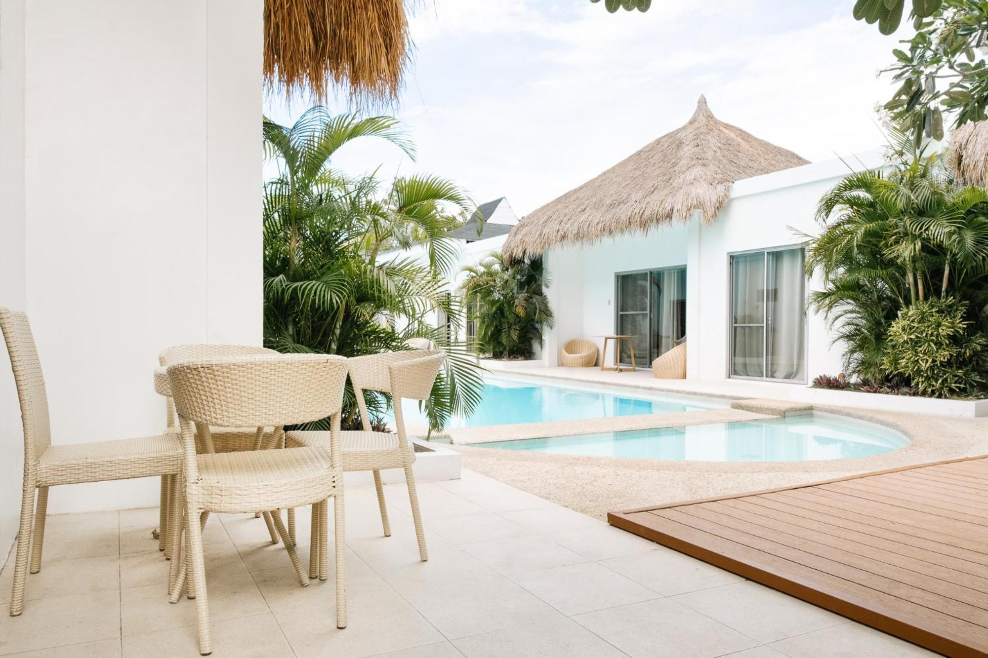 Seapearl Of Alona Hotell Panglao Exteriör bild